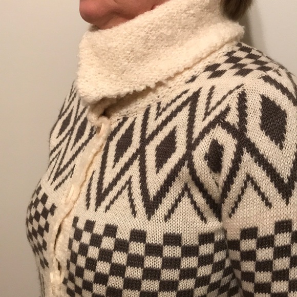 Forever 21 cardigan. Size M - Picture 3 of 5